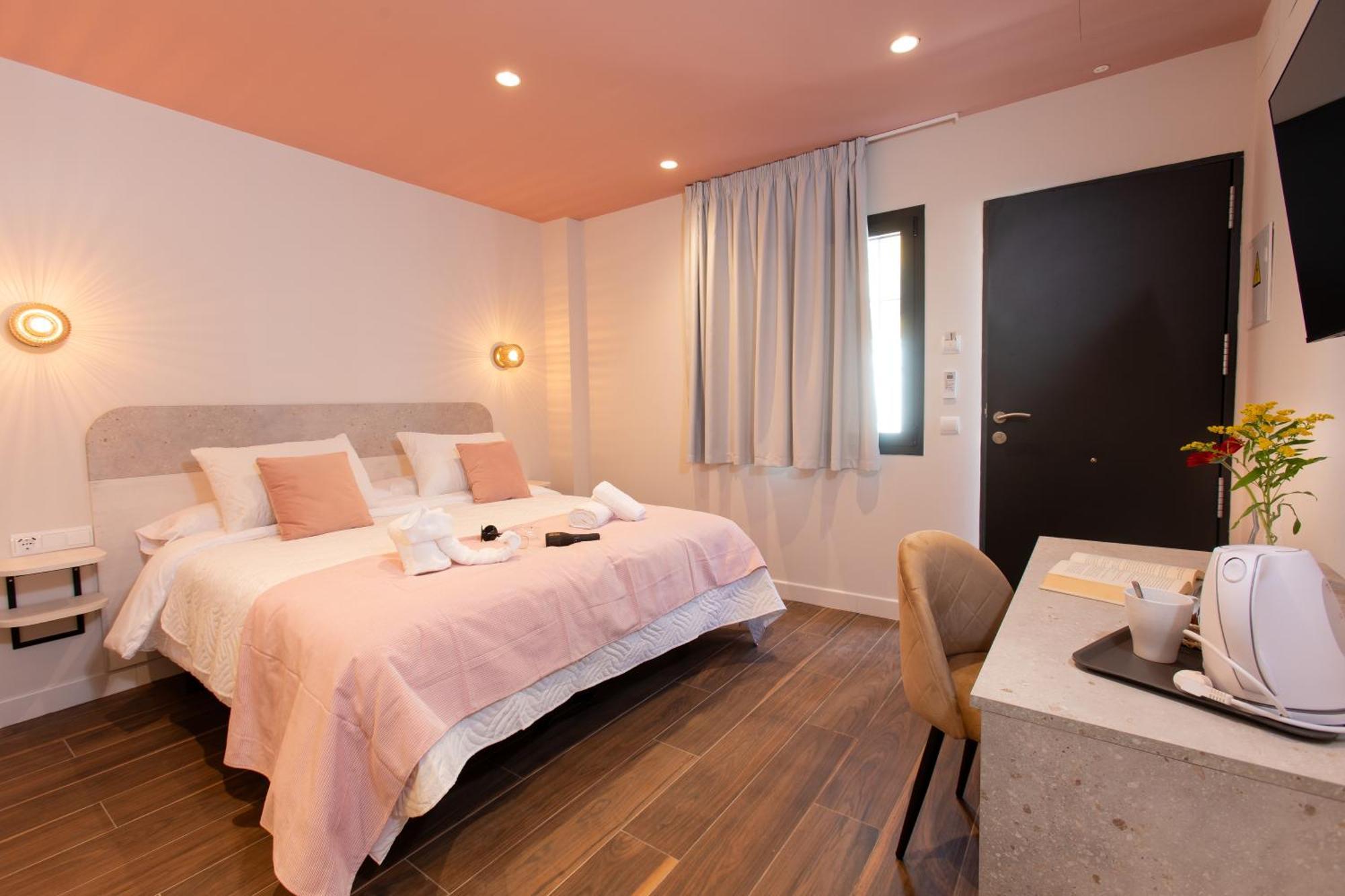 Boutique Rooms Playa Burriana Нерха Екстериор снимка