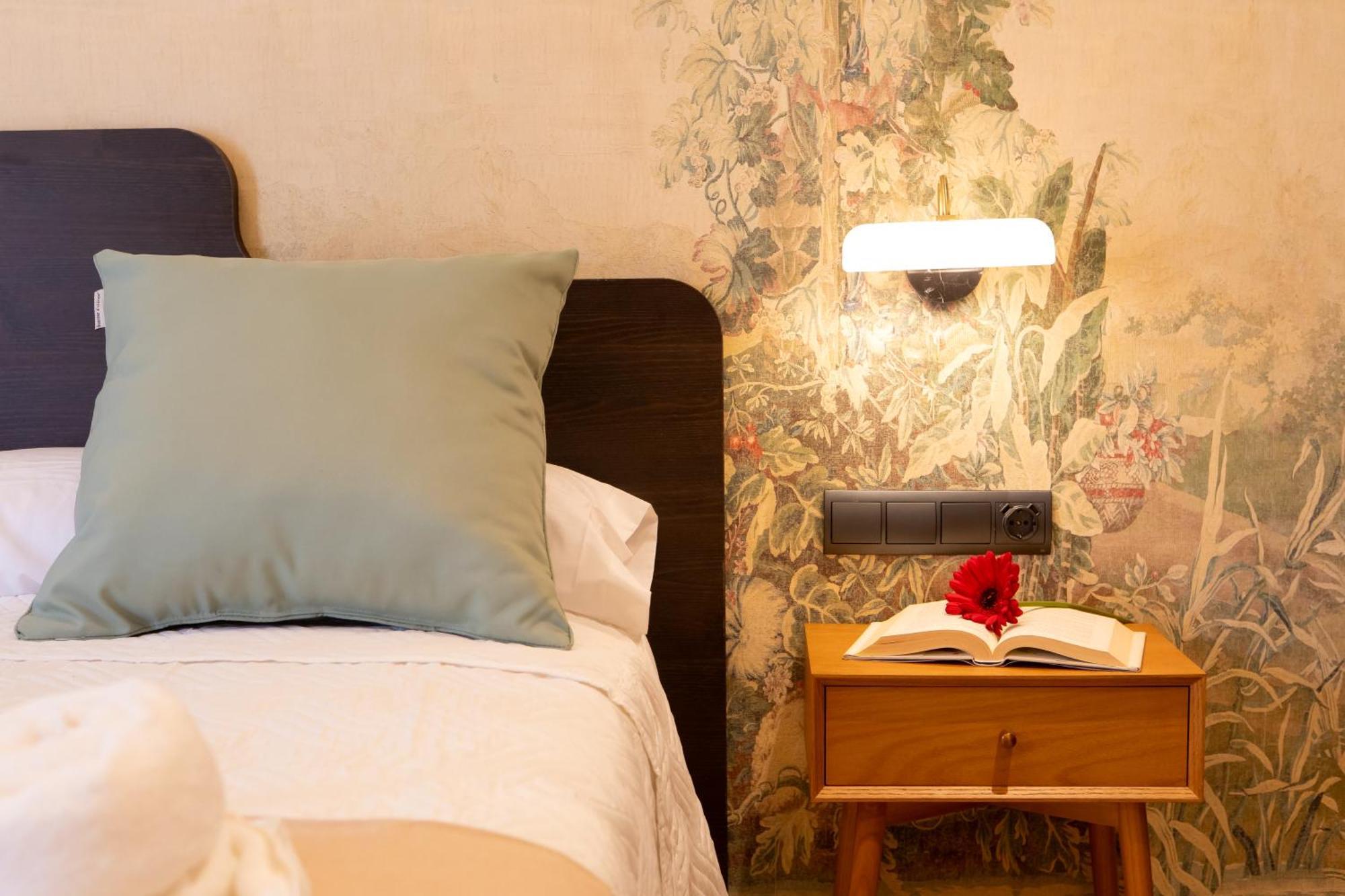 Boutique Rooms Playa Burriana Нерха Екстериор снимка