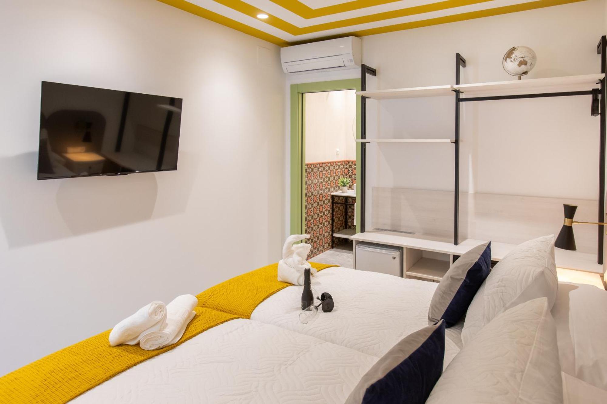 Boutique Rooms Playa Burriana Нерха Екстериор снимка