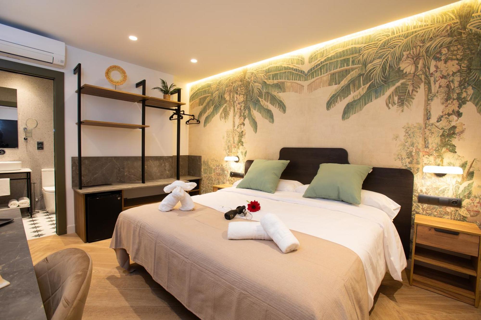 Boutique Rooms Playa Burriana Нерха Екстериор снимка