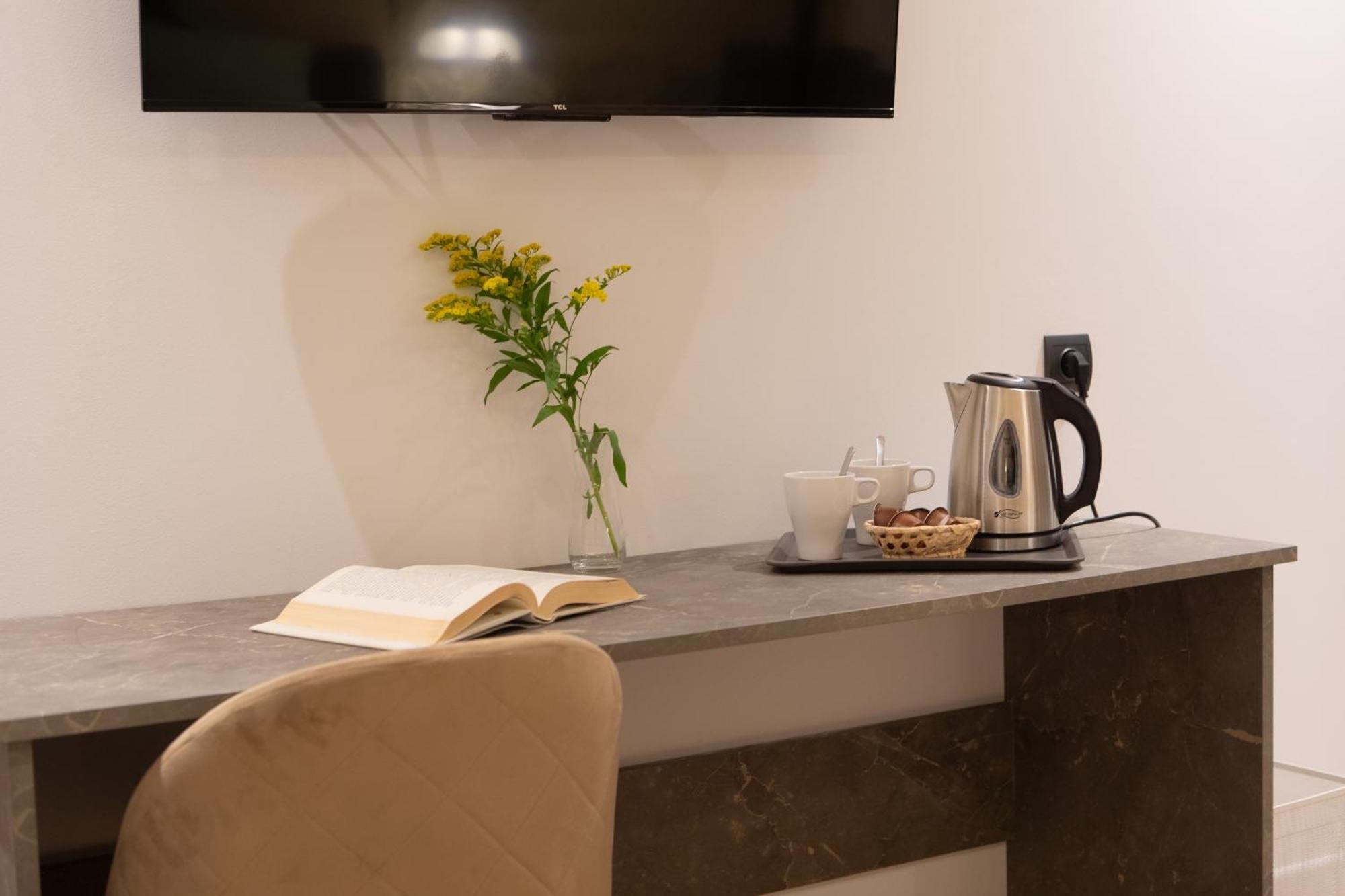 Boutique Rooms Playa Burriana Нерха Екстериор снимка