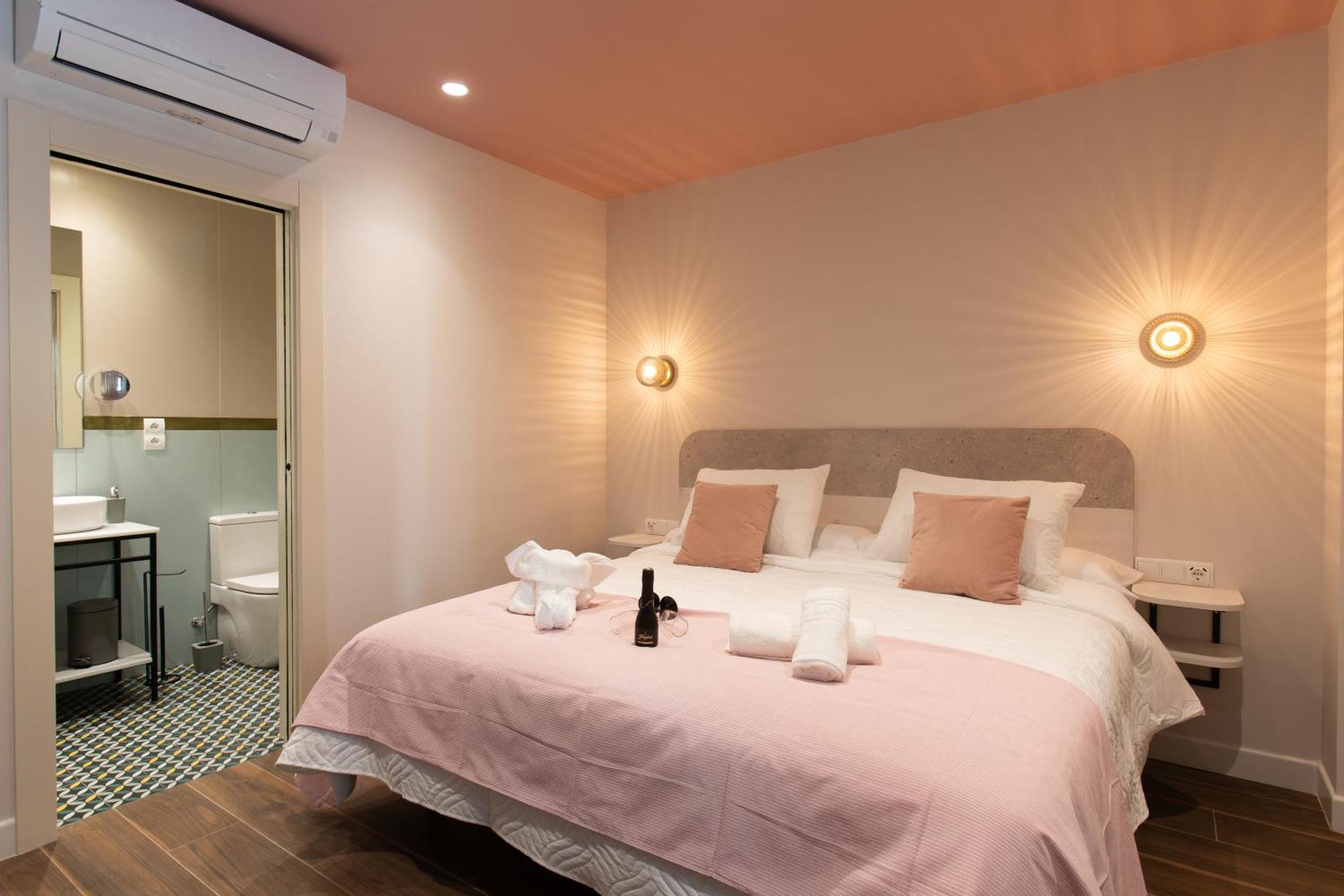 Boutique Rooms Playa Burriana Нерха Екстериор снимка